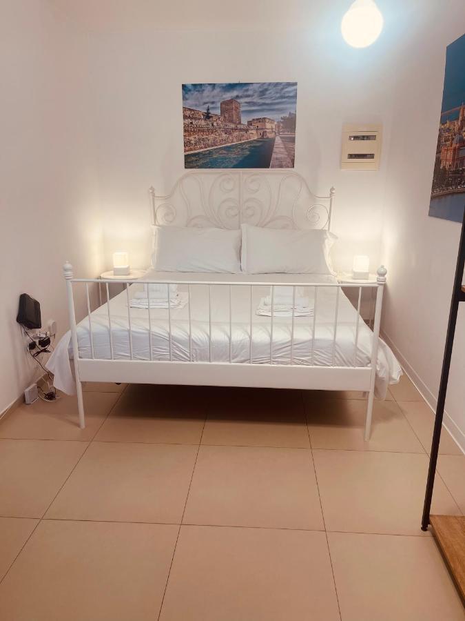 Berga Exclusive Suite 5 Bari Buitenkant foto
